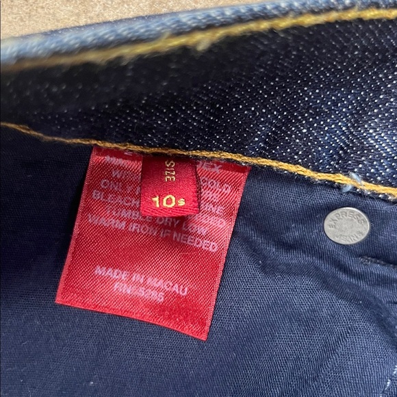 Express Dark Blue Eva Fit and Flare trouser Jeans
Size: 10s (See measurement) - Picture 3 of 9